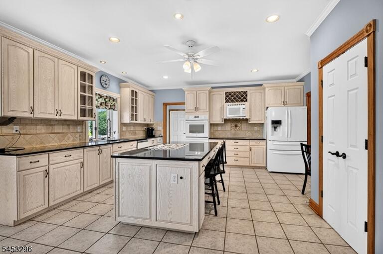 Property listing MLS 4047190 photo 20