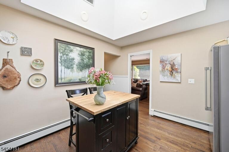 Property listing MLS 4047193 photo 11