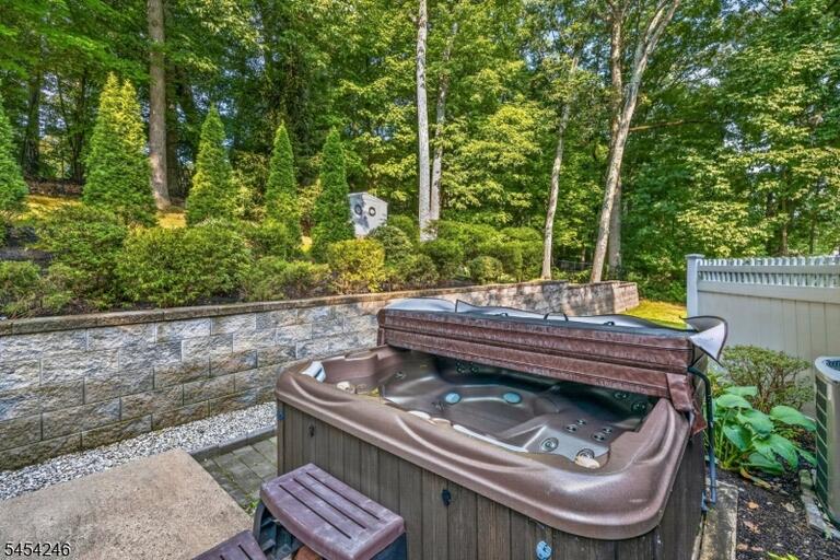Property listing MLS 4047251 photo 20