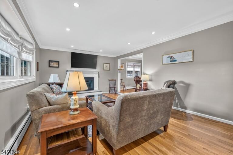 Property listing MLS 4047251 photo 7