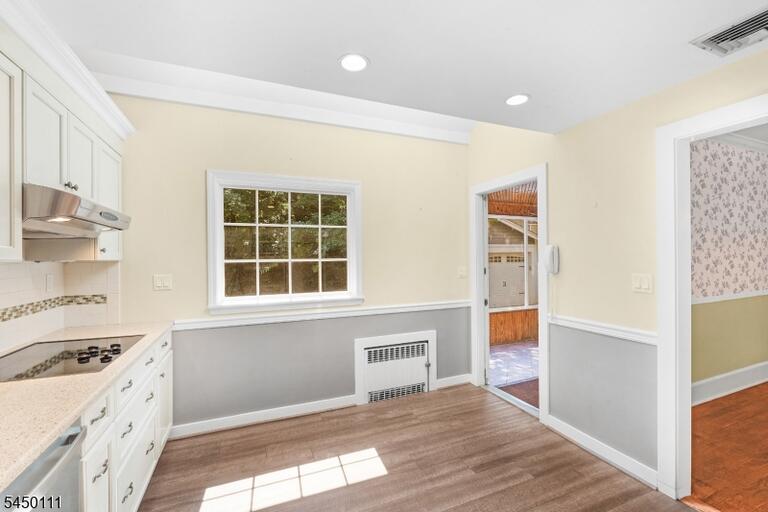 Property listing MLS 4047364 photo 18