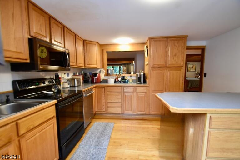 Property listing MLS 4047381 photo 6