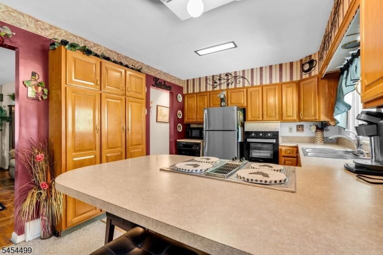 Property listing MLS 4047383 photo 14
