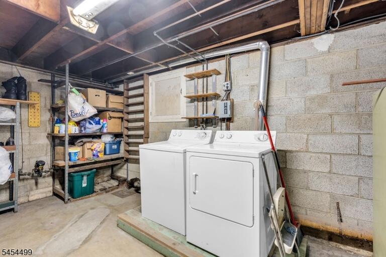 Property listing MLS 4047383 photo 26