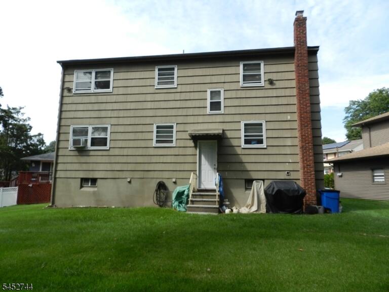 Property listing MLS 4047384 photo 3