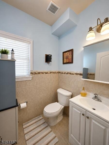 Property listing MLS 4047405 photo 13