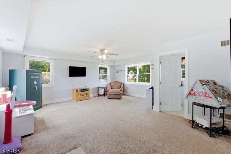 Property listing MLS 4047425 photo 12