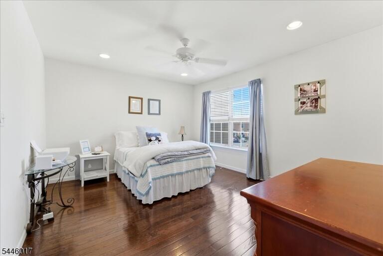Property listing MLS 4047429 photo 27