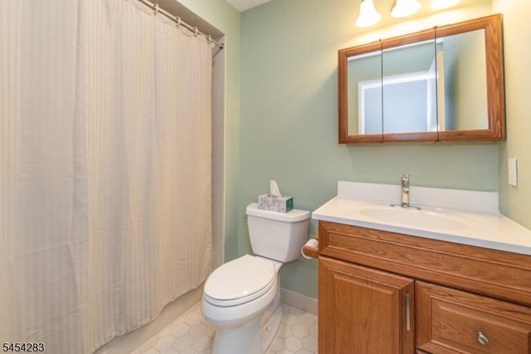 Property listing MLS 4047455 photo 15