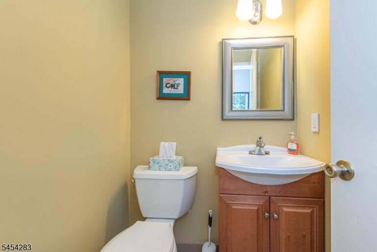 Property listing MLS 4047455 photo 6