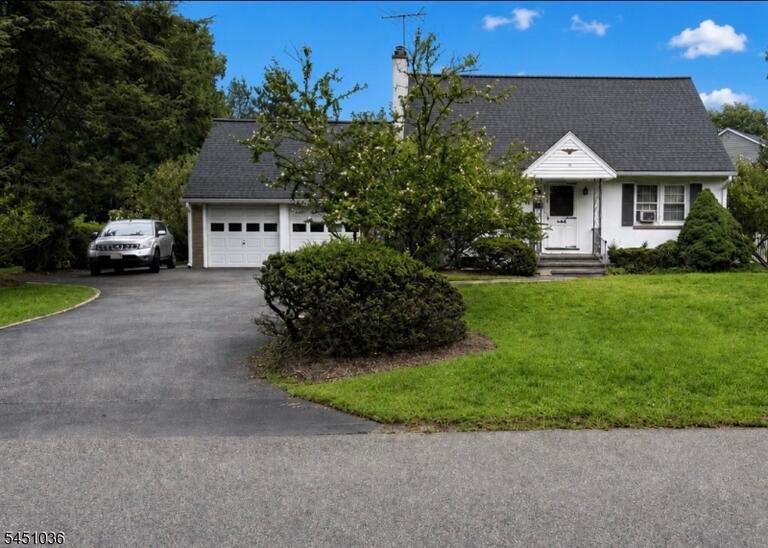 Property listing MLS 4047457 photo 1