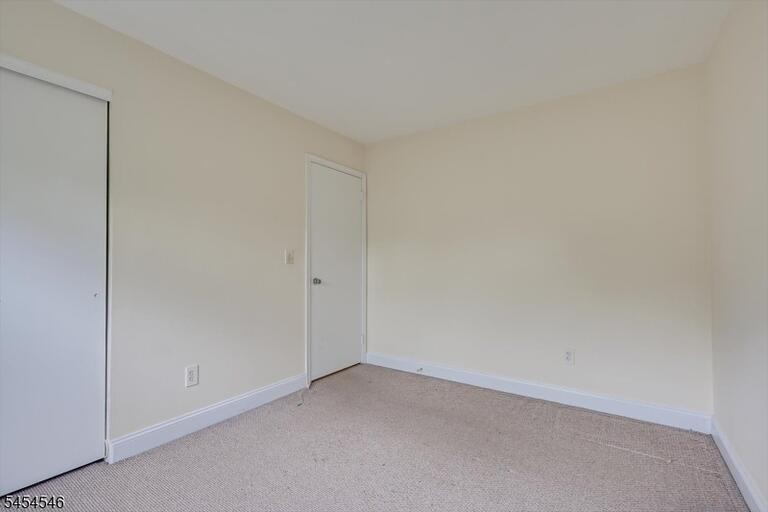 Property listing MLS 4047464 photo 30