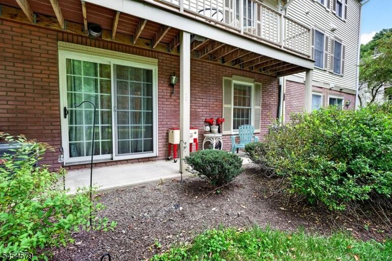 Property listing MLS 4047473 photo 18