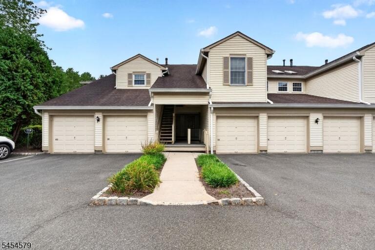 Property listing MLS 4047473 photo 28