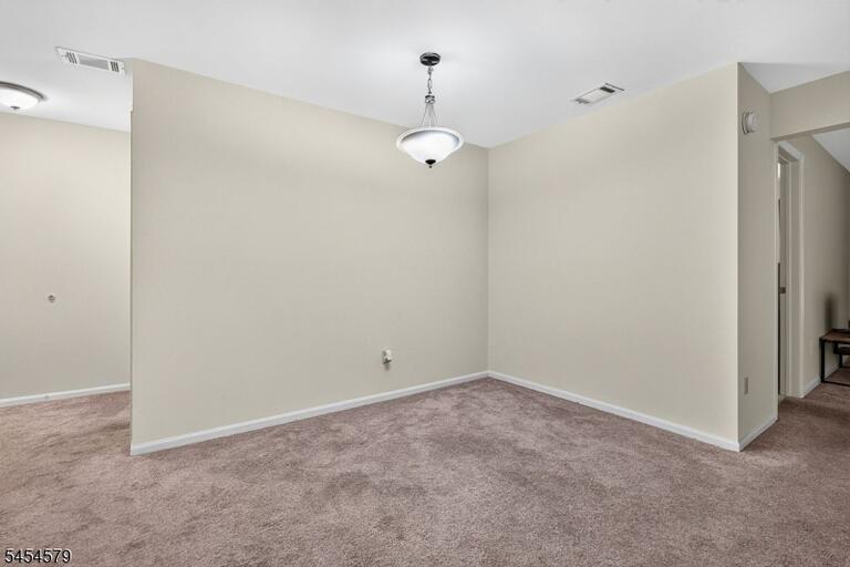 Property listing MLS 4047473 photo 9