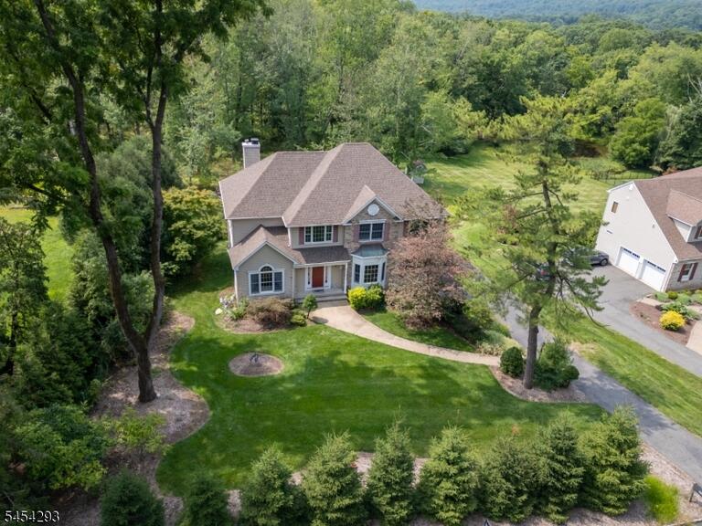 Property listing MLS 4047526 photo 3