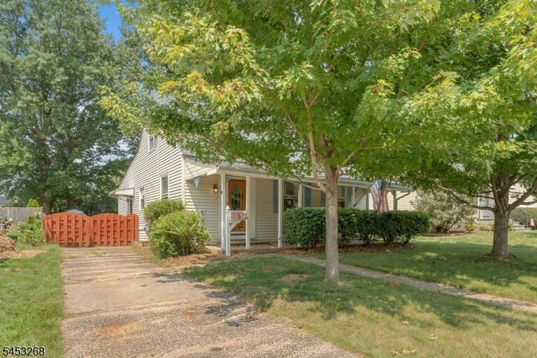 Property listing MLS 4047559 photo 27