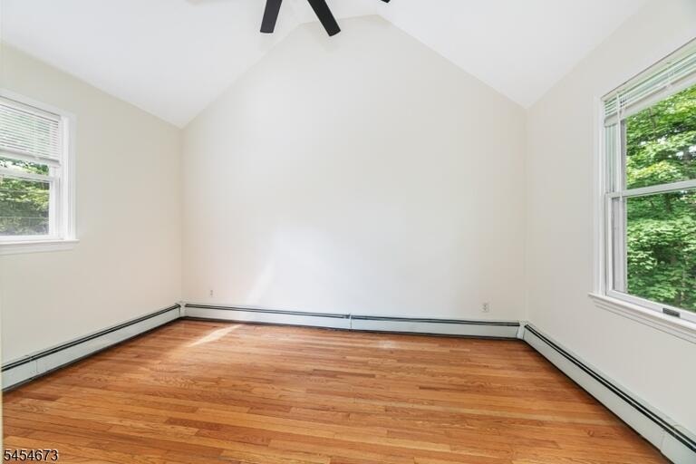 Property listing MLS 4047560 photo 14