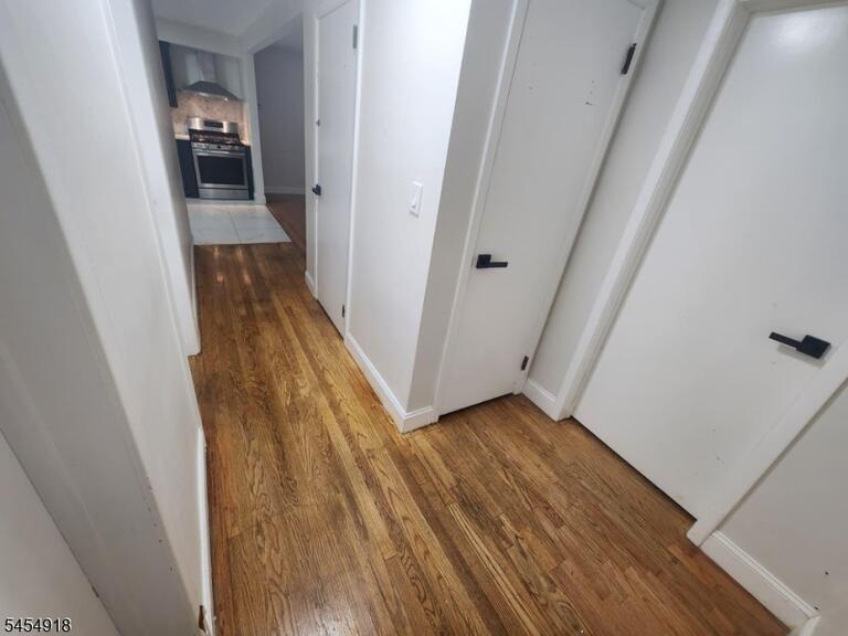 Property listing MLS 4047779 photo 4