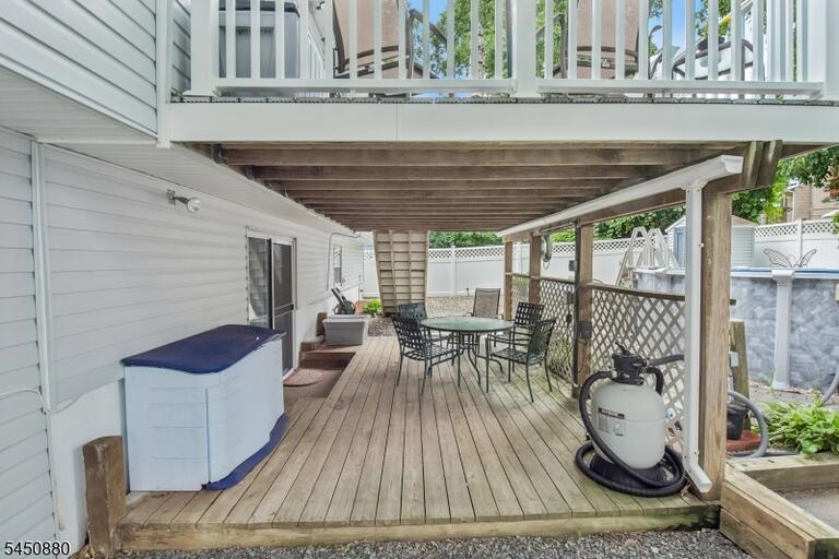 Property listing MLS 4047789 photo 32