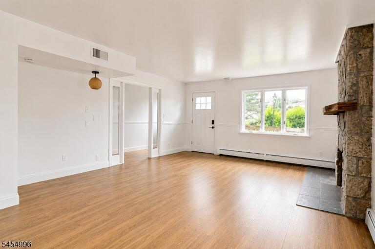 Property listing MLS 4047835 photo 7