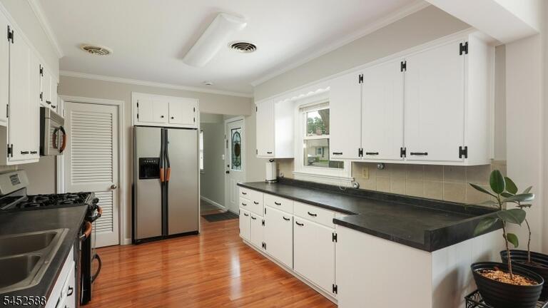 Property listing MLS 4047842 photo 7