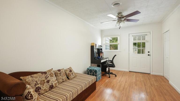 Property listing MLS 4047842 photo 9