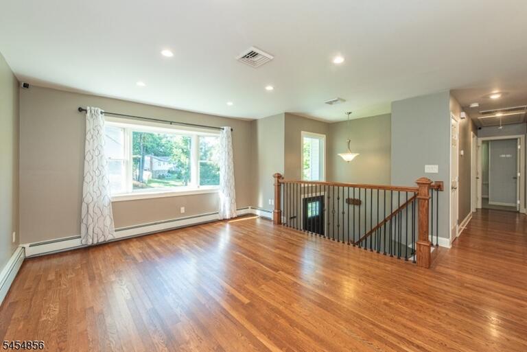Property listing MLS 4047872 photo 12