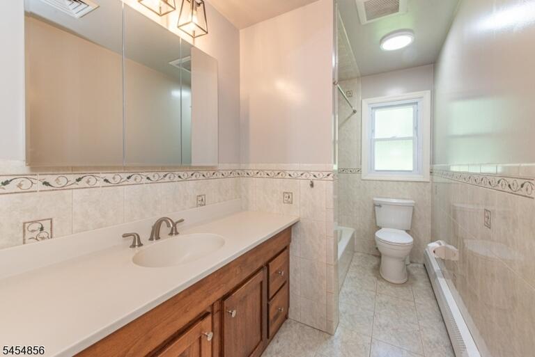 Property listing MLS 4047872 photo 19