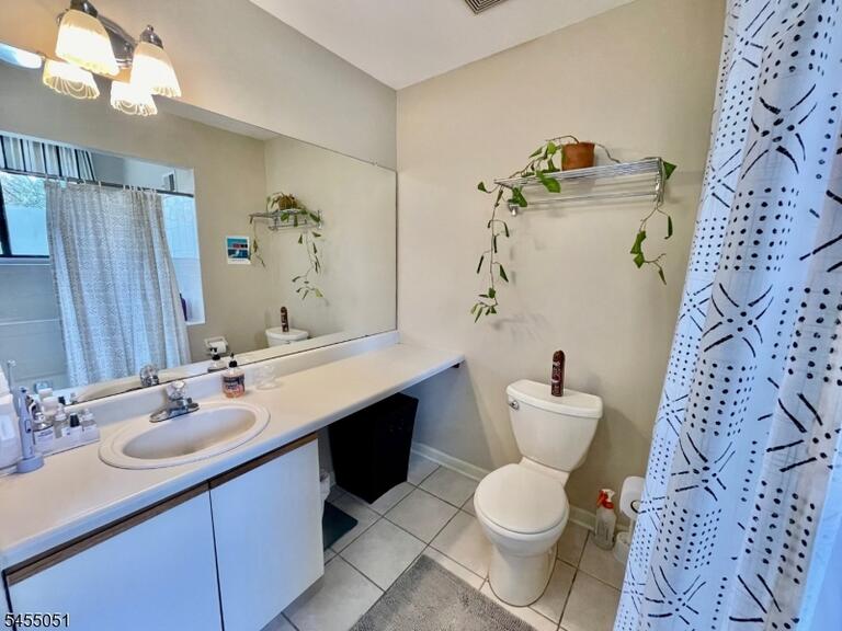 Property listing MLS 4047875 photo 18