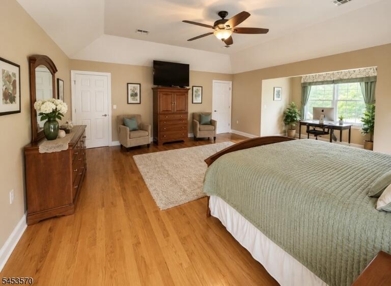Property listing MLS 4047880 photo 26