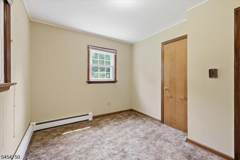 Property listing MLS 4047887 photo 12