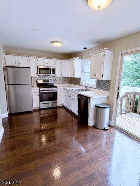 Property listing MLS 4047891 photo 3