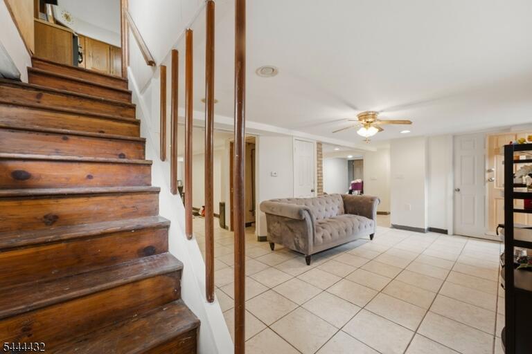Property listing MLS 4047894 photo 12