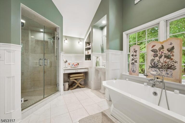 Property listing MLS 4047895 photo 25