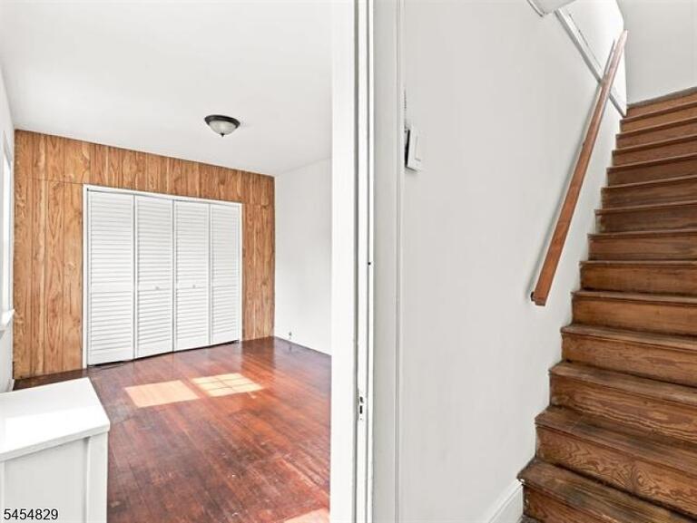 Property listing MLS 4047946 photo 26