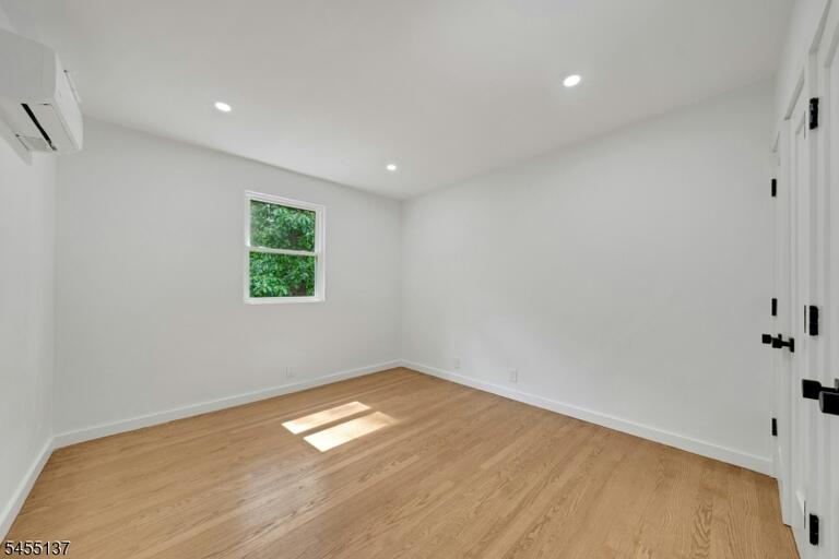 Property listing MLS 4047953 photo 8