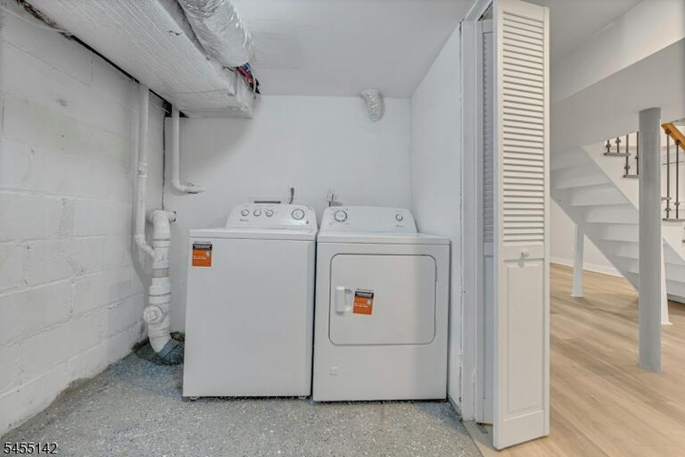 Property listing MLS 4047964 photo 17