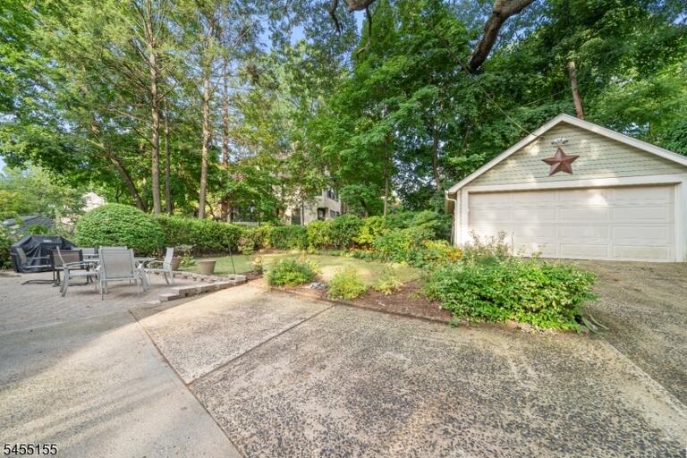 Property listing MLS 4048005 photo 36