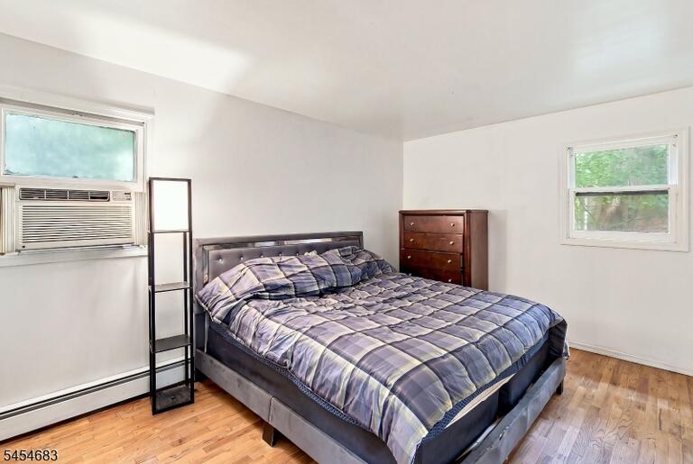 Property listing MLS 4048037 photo 13