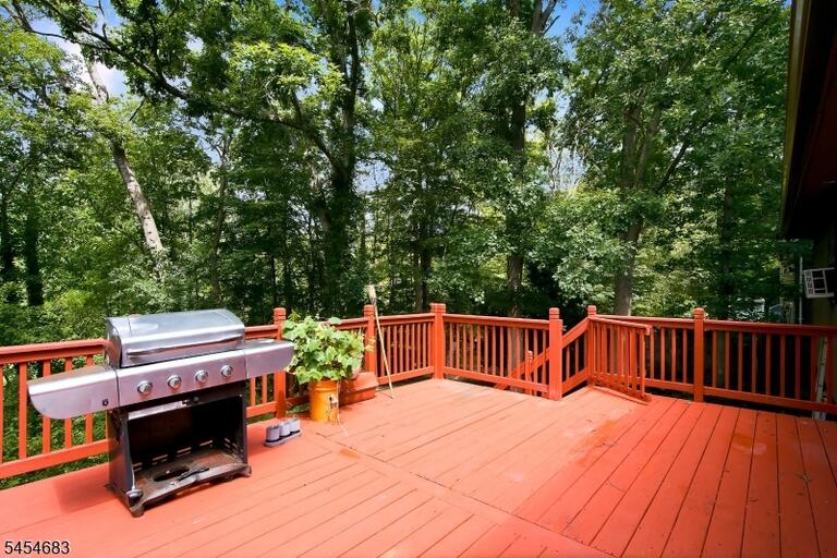 Property listing MLS 4048037 photo 19