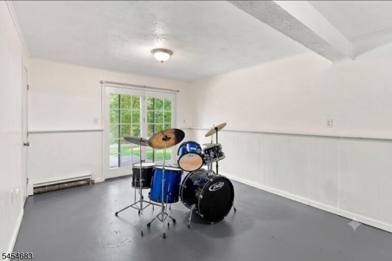 Property listing MLS 4048037 photo 20