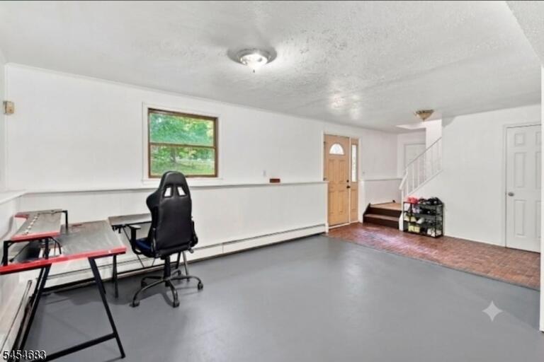 Property listing MLS 4048037 photo 21