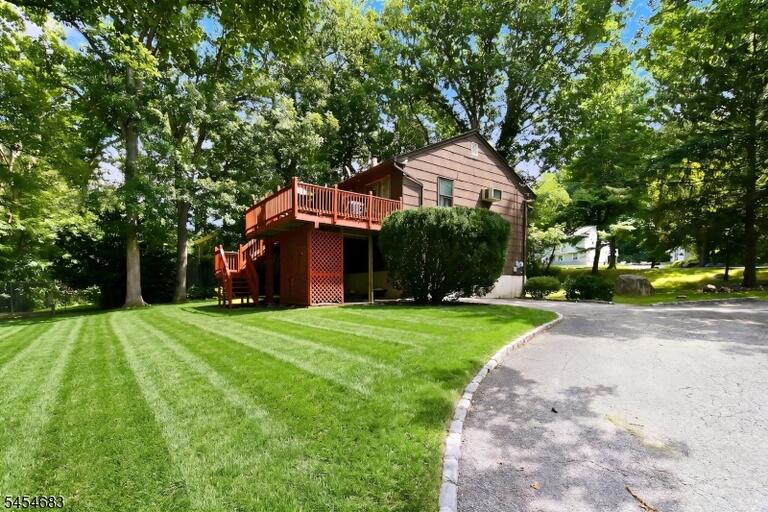 Property listing MLS 4048037 photo 25