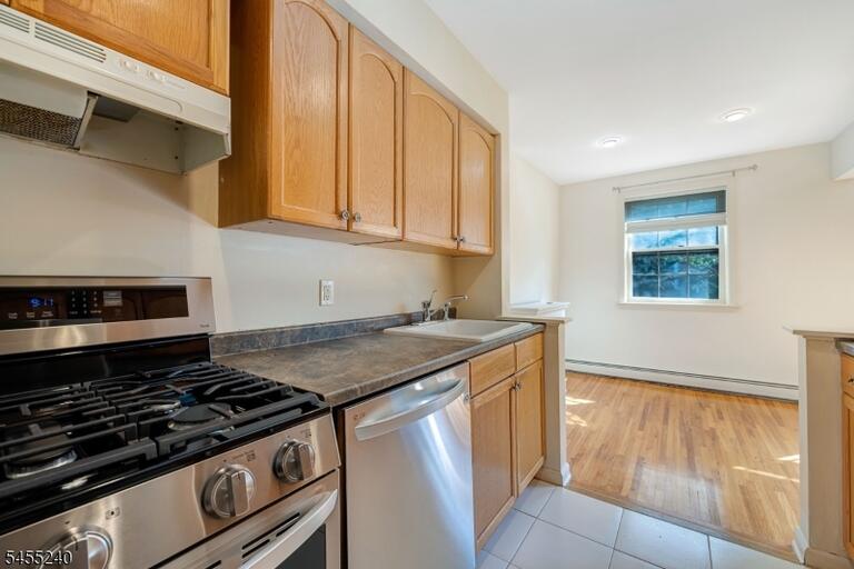 Property listing MLS 4048046 photo 10