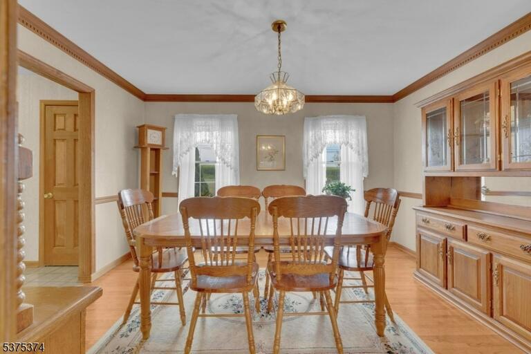 Property listing MLS 4048049 photo 10