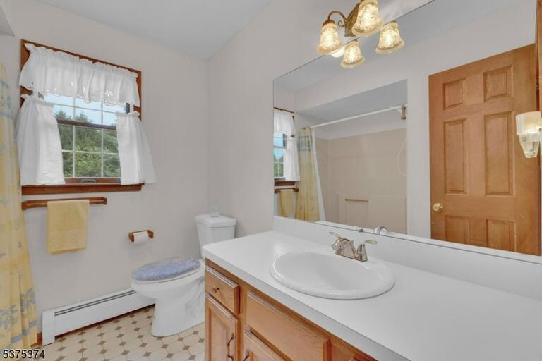 Property listing MLS 4048049 photo 34