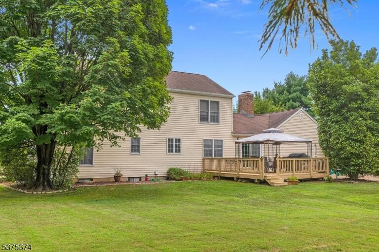 Property listing MLS 4048049 photo 37
