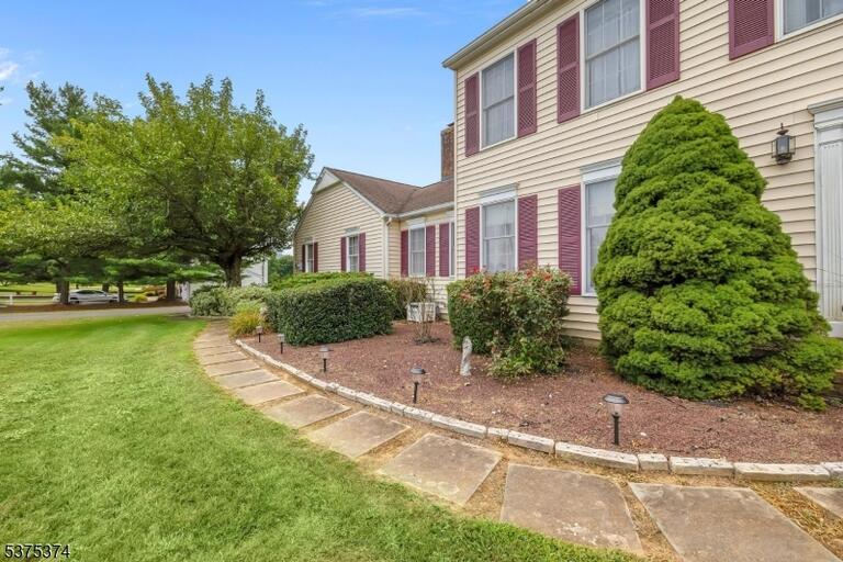 Property listing MLS 4048049 photo 6