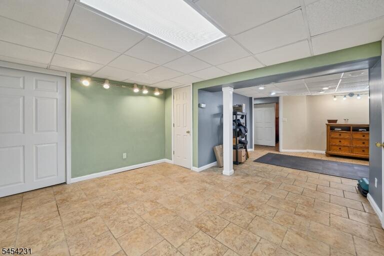 Property listing MLS 4048056 photo 22